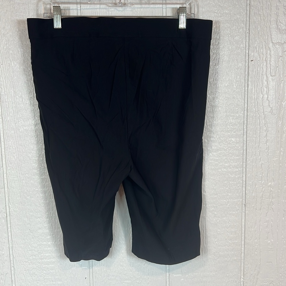 Rafaella Classic Black Shorts - Picture 4 of 4